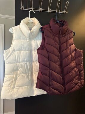 Women's Ivory Old Navy and SO Burgundy Quilted Puffer Vests